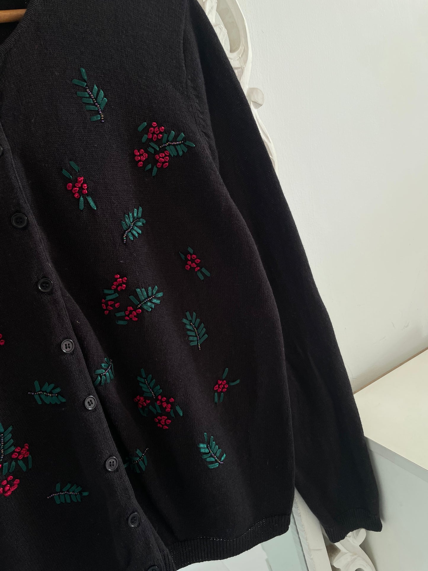 Northern Reflections Embroidered Vintage Sweater-Bust 44