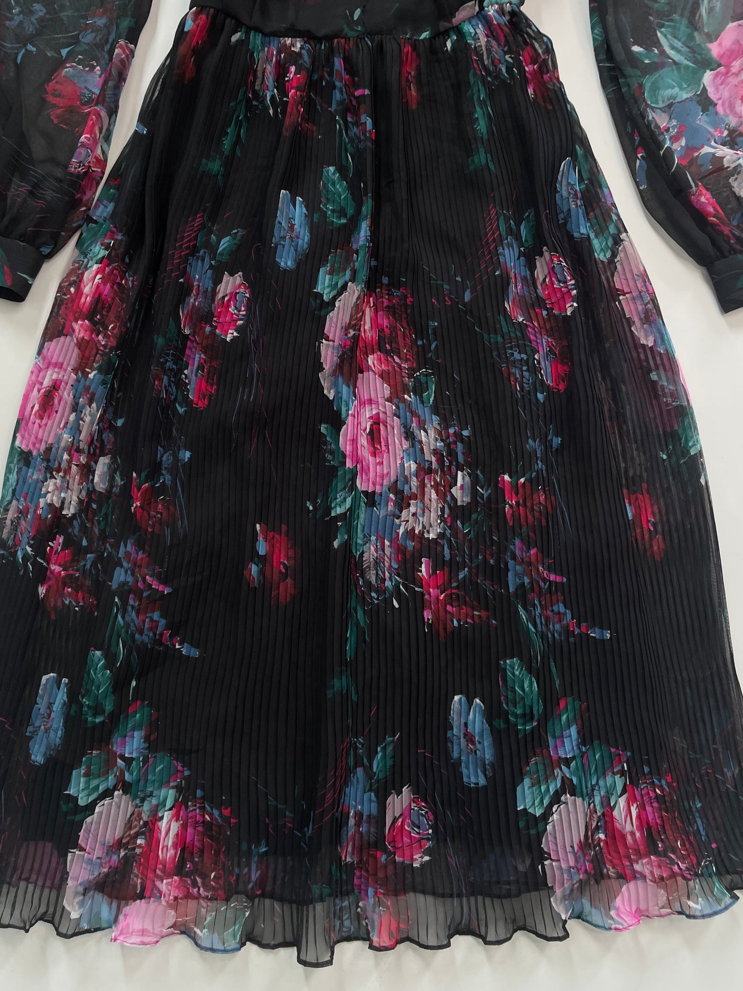 Dress-Bust 34