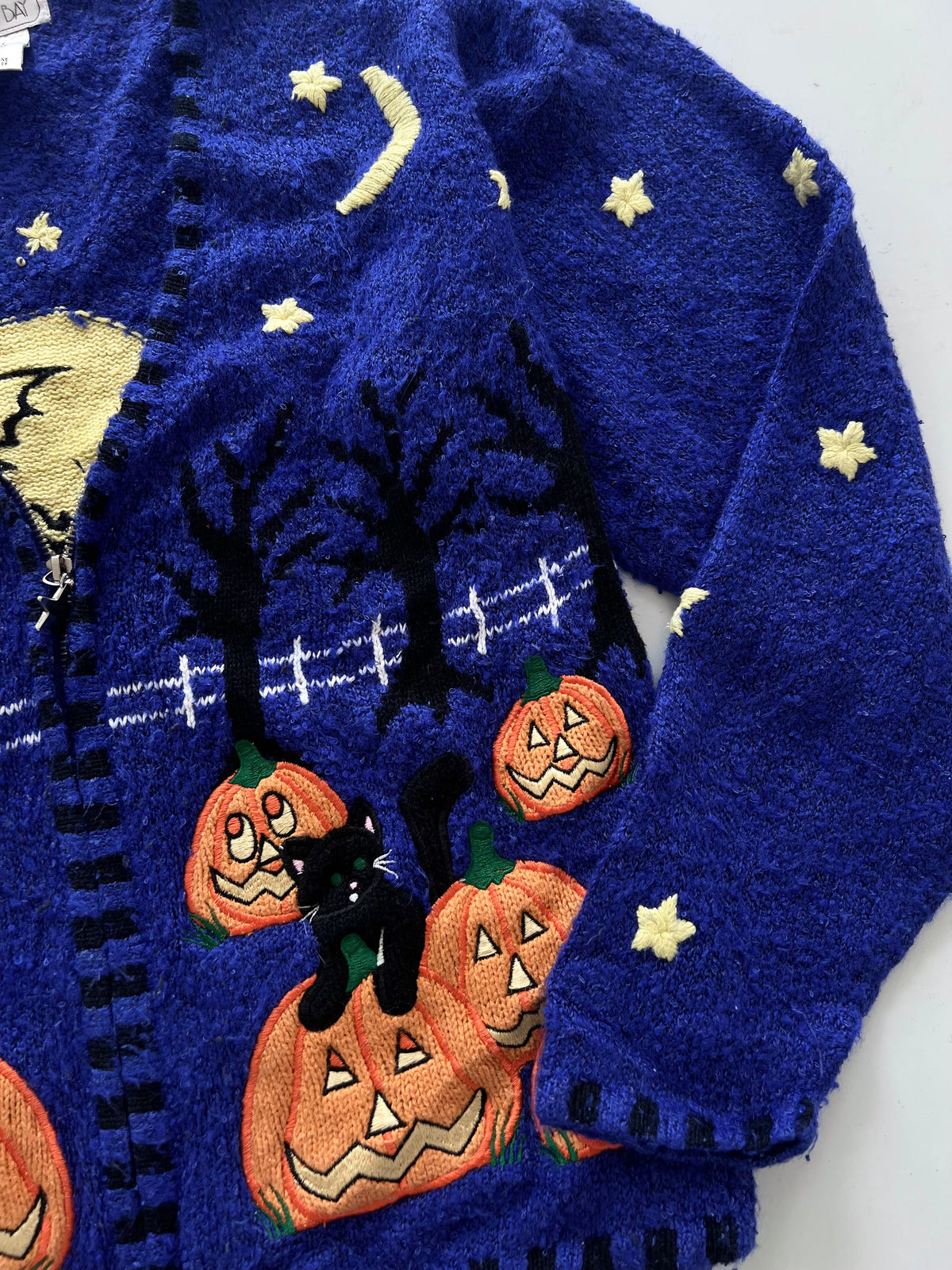 Mandal Bay Embroidered Christmas Zipper Sweater-Bust 46