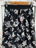 Load image into Gallery viewer, Skirt-Waist 26 to 32