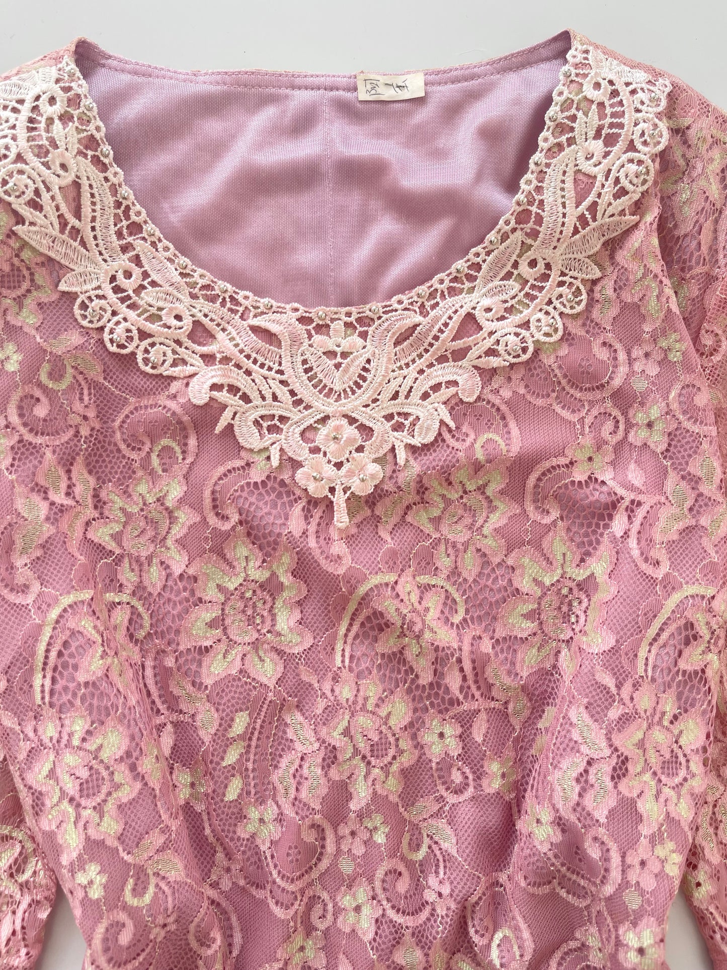 Vintage Lace Top-Bust 42