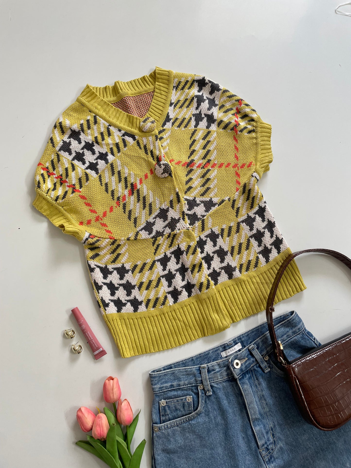 YELLOW BUTTONED SWEATER - BUST 32 TO 34