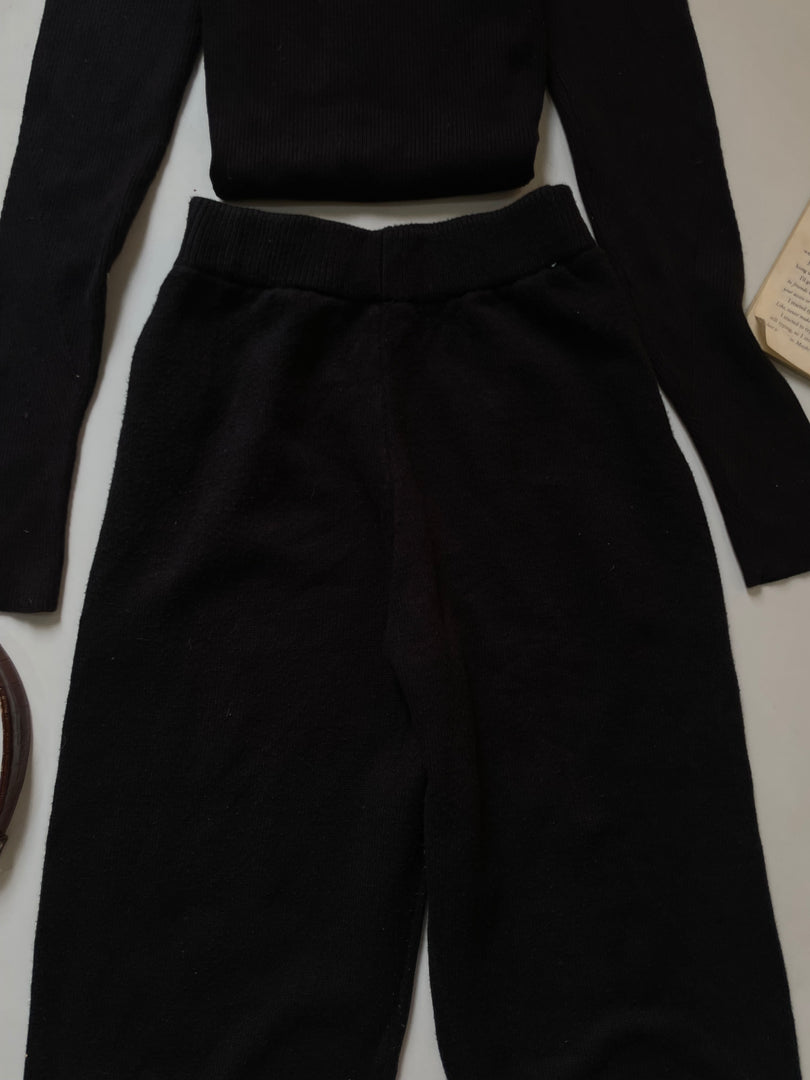 Warm Knitted Pants-Waist 28 to 30