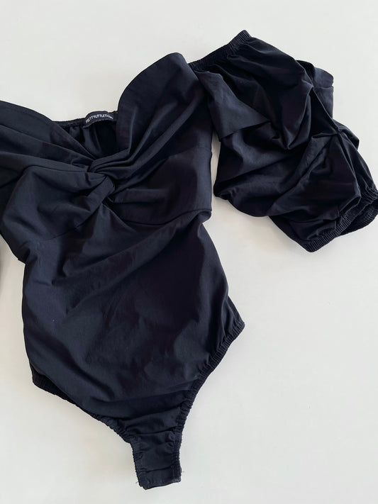Pretty Little Thing Bodysuit-Bust 36 to 36