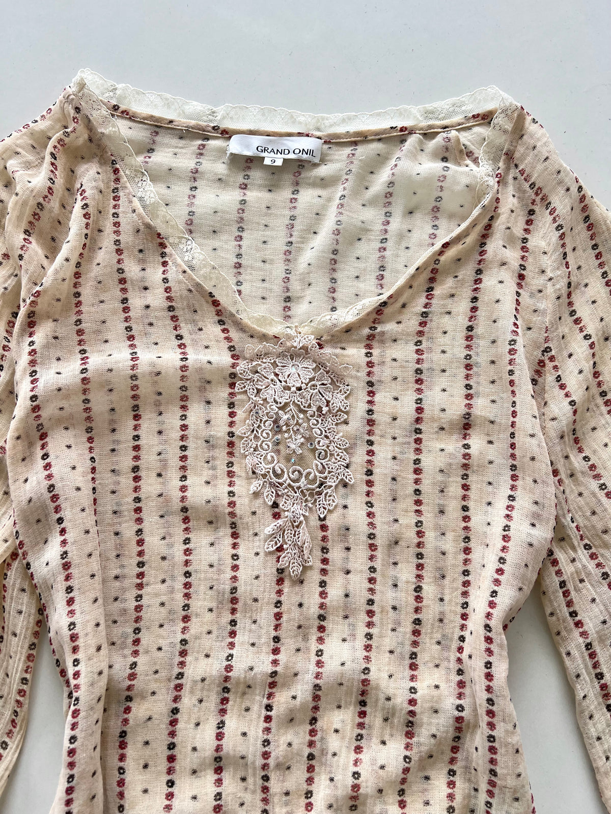 Grand Onil Sheer Top-Bust 38
