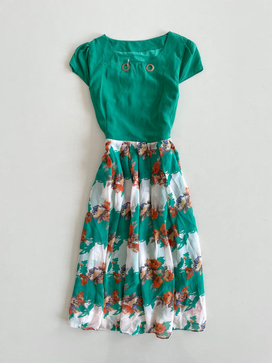 Vintage Dress-Bust 34