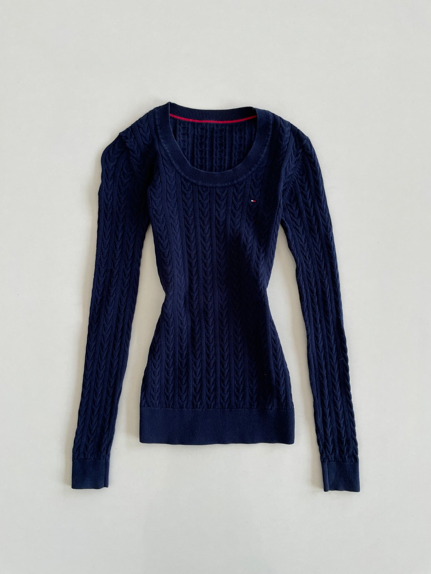 Tommy Hilfiger Vintage Sweater-Bust 28 to 30