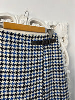 Load image into Gallery viewer, Tweed Skirt-Waist 26
