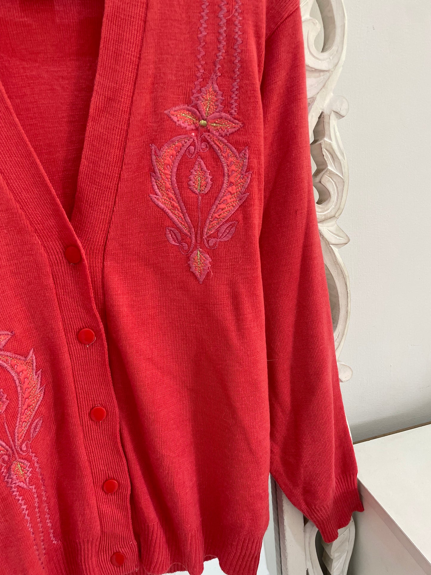 Embroidered Sweater-Bust 38
