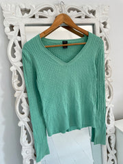 Gap Vintage Sweater-Bust 30 to 32