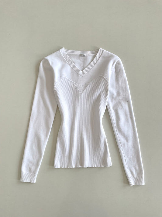 Guess Vintage Sweater-Bust 26 to 30