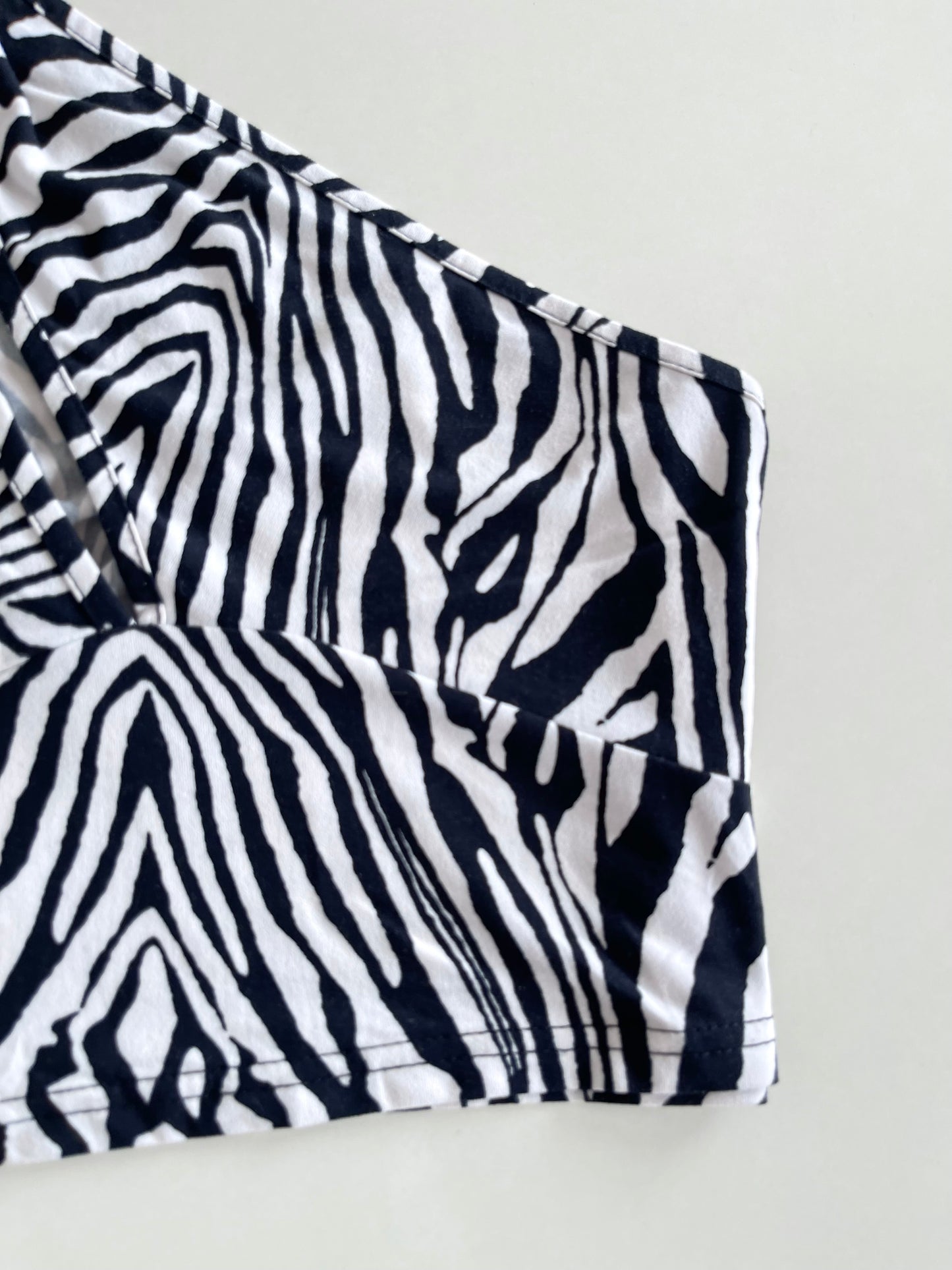 Y2k Zebra Top-Bust 34