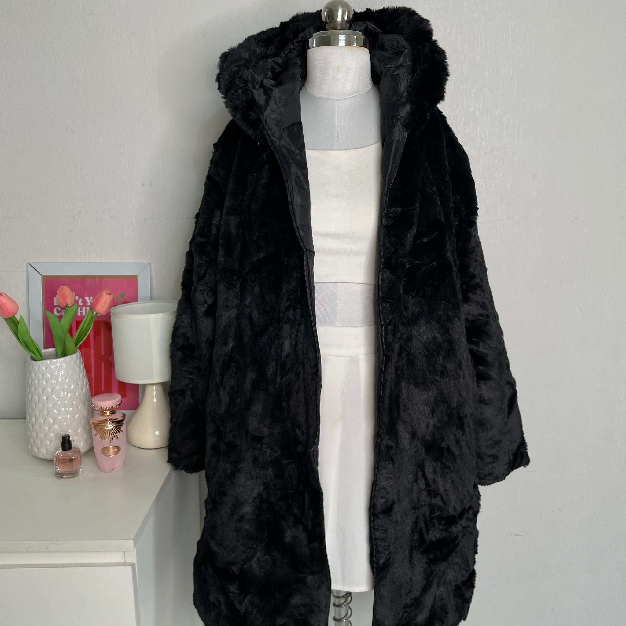 FASHION HOODED BLACK FUR COAT - BUST 44