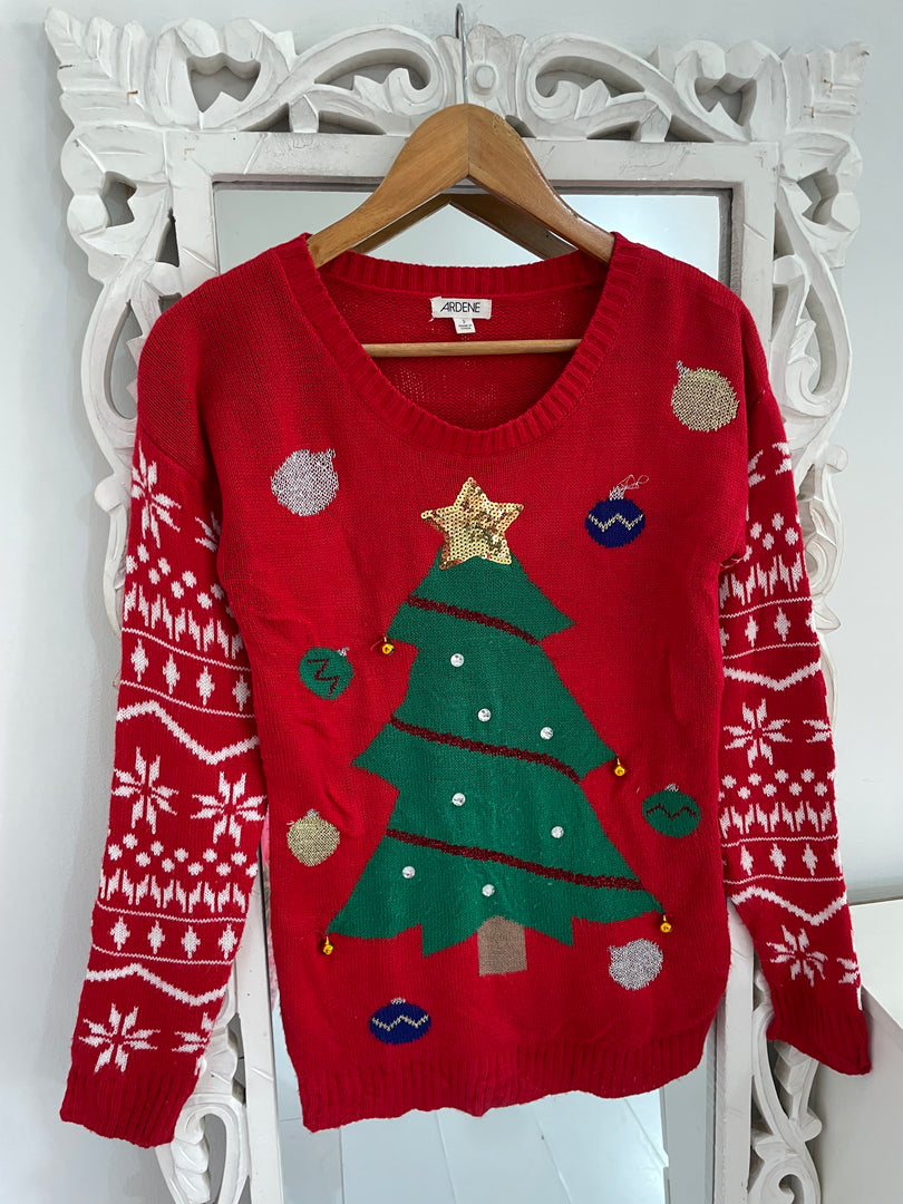 Christmas Sweater-Chest 32