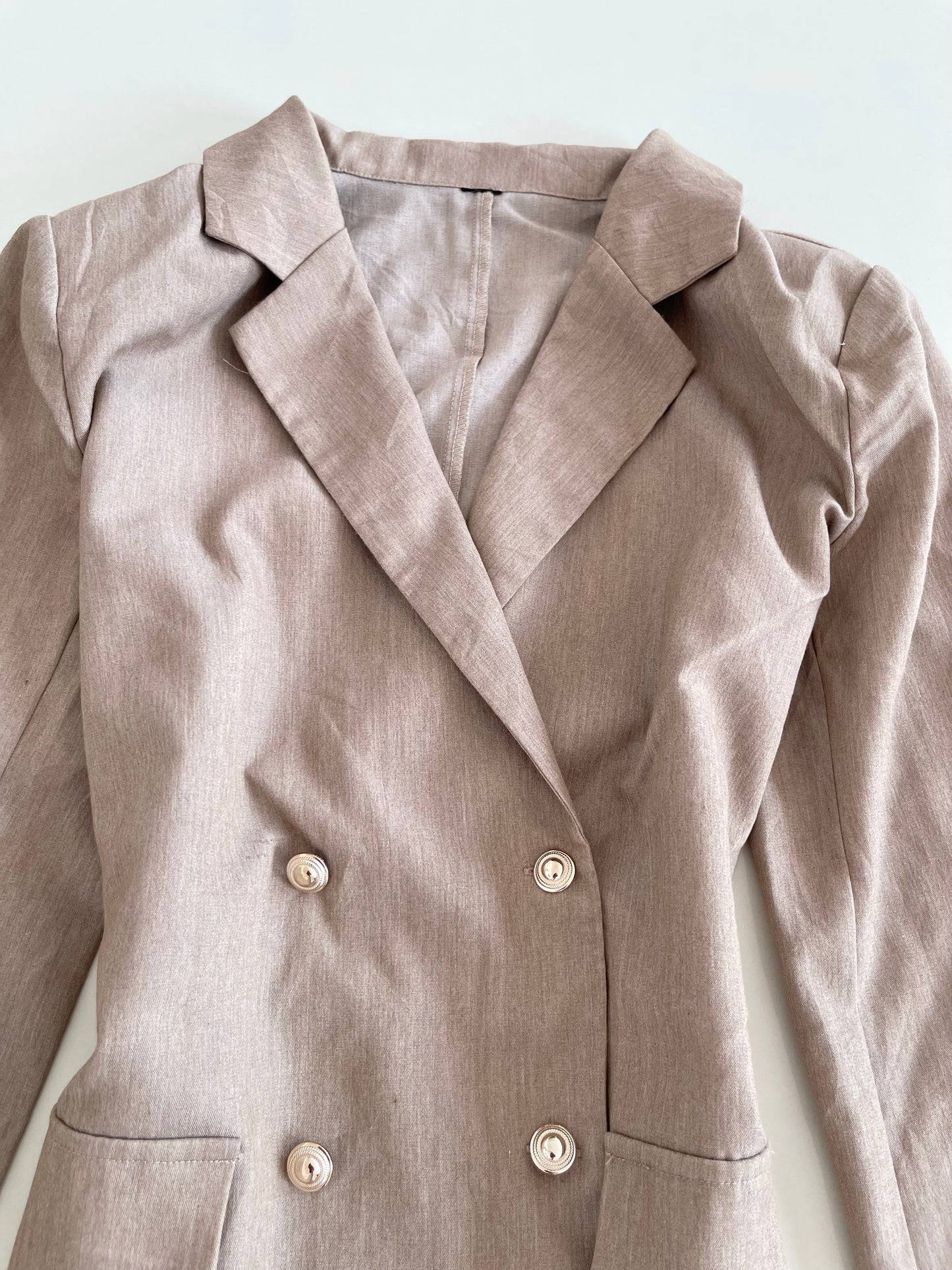 Beige Blazer-Bust 40
