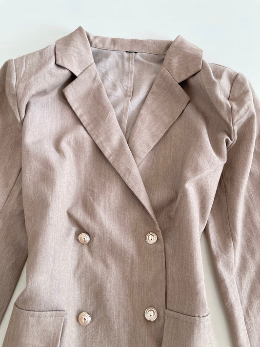 Beige Blazer-Bust 40