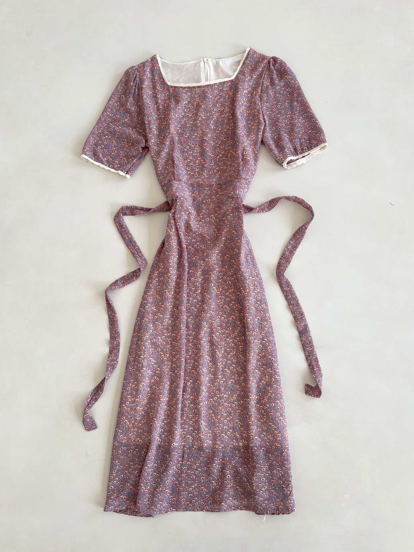 Rosegirl Dress-Bust 34