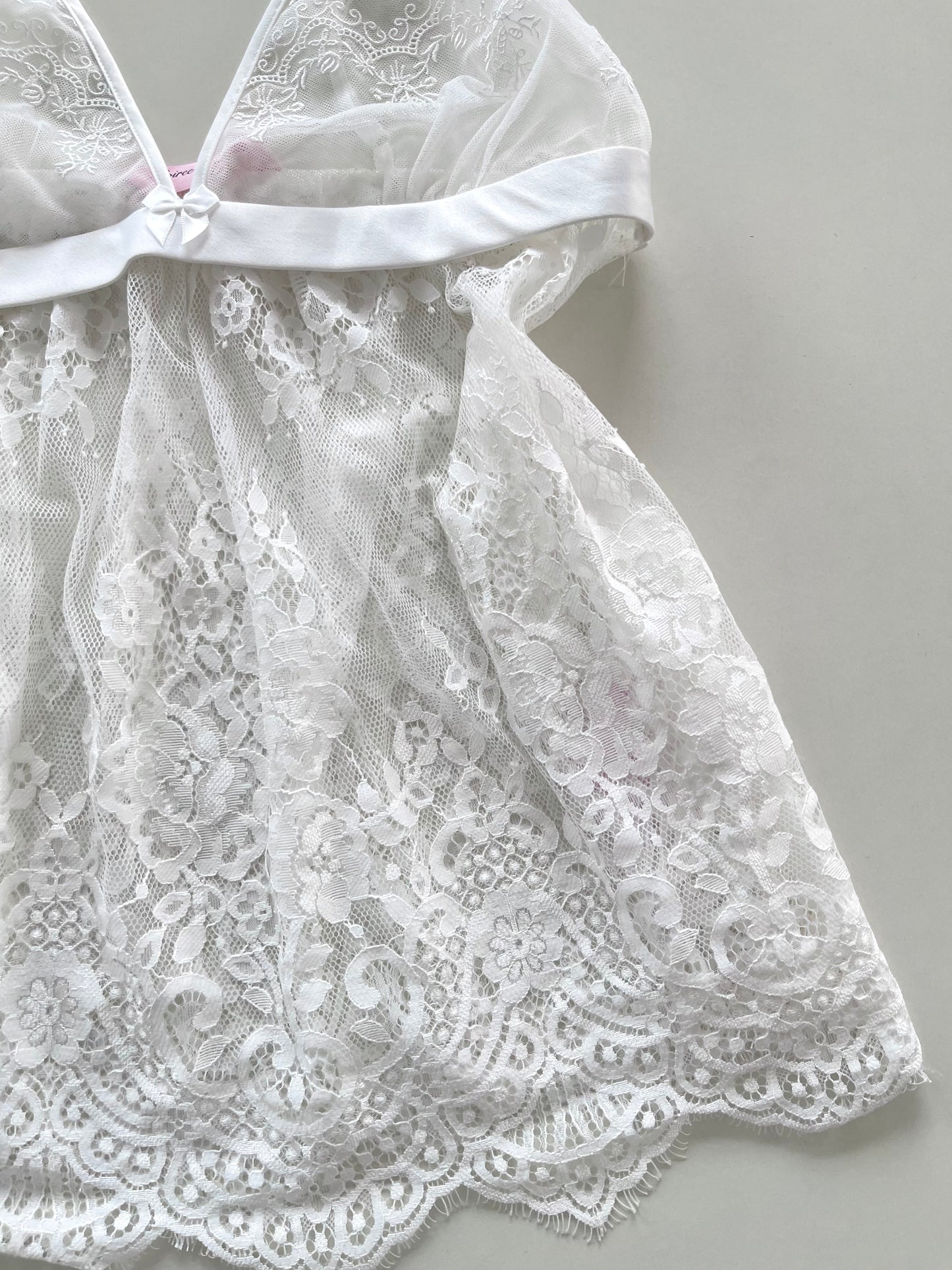 Soiree Nayomi Lace Sheer Top-Bust 32 to 34