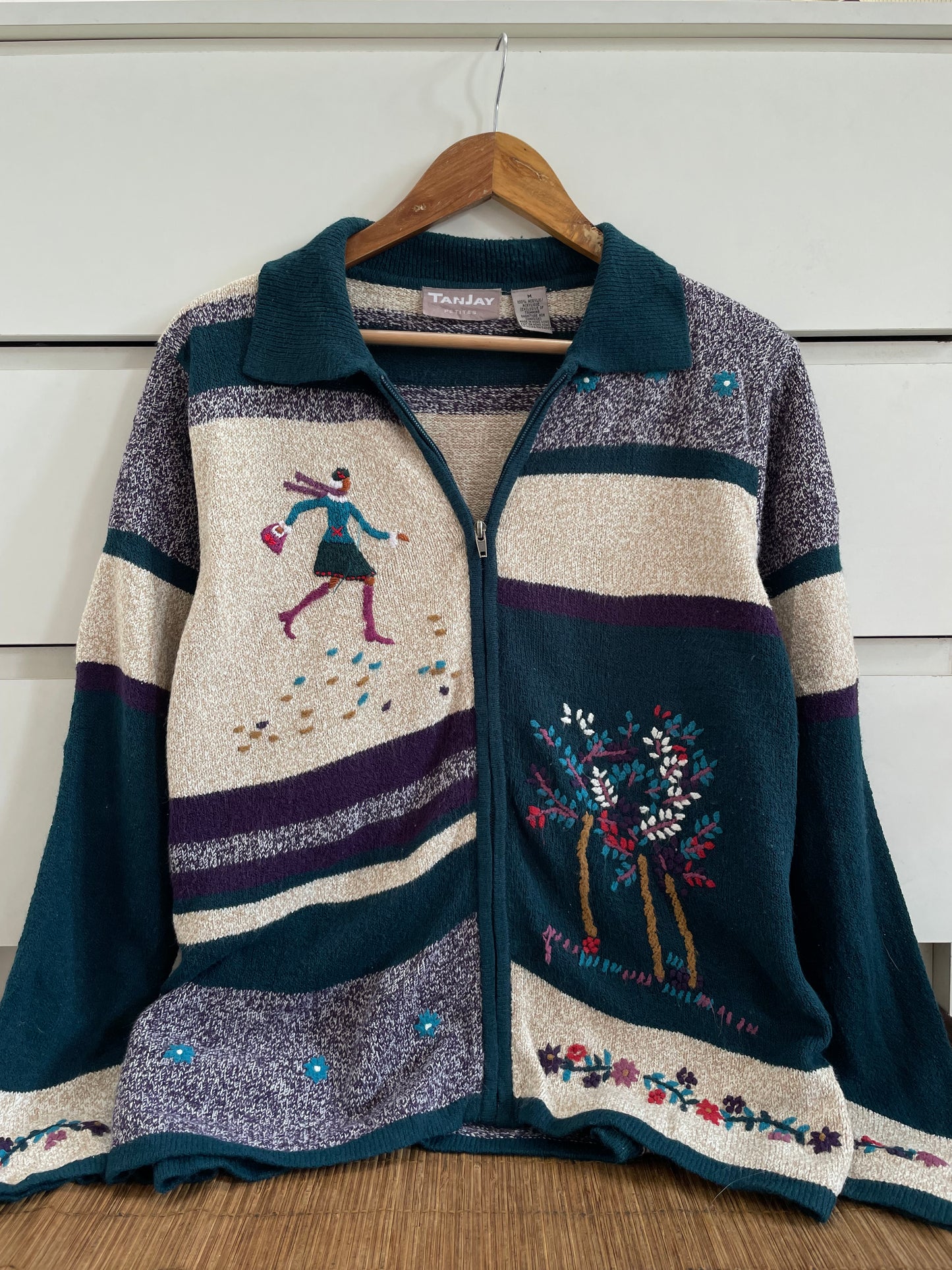 Tanjay Embroidered Vintage Sweater-Bust 44