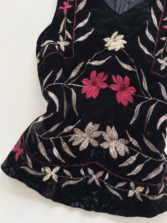 Jl.Bs Embroidered Vintage Chenille Top-Bust 32