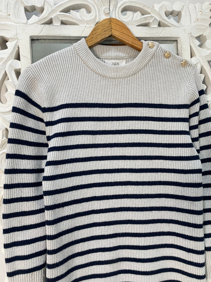 Zara Chunky Pinterest Sweater-Chest 36