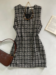 A;ann Tweed Dress-Bust 34