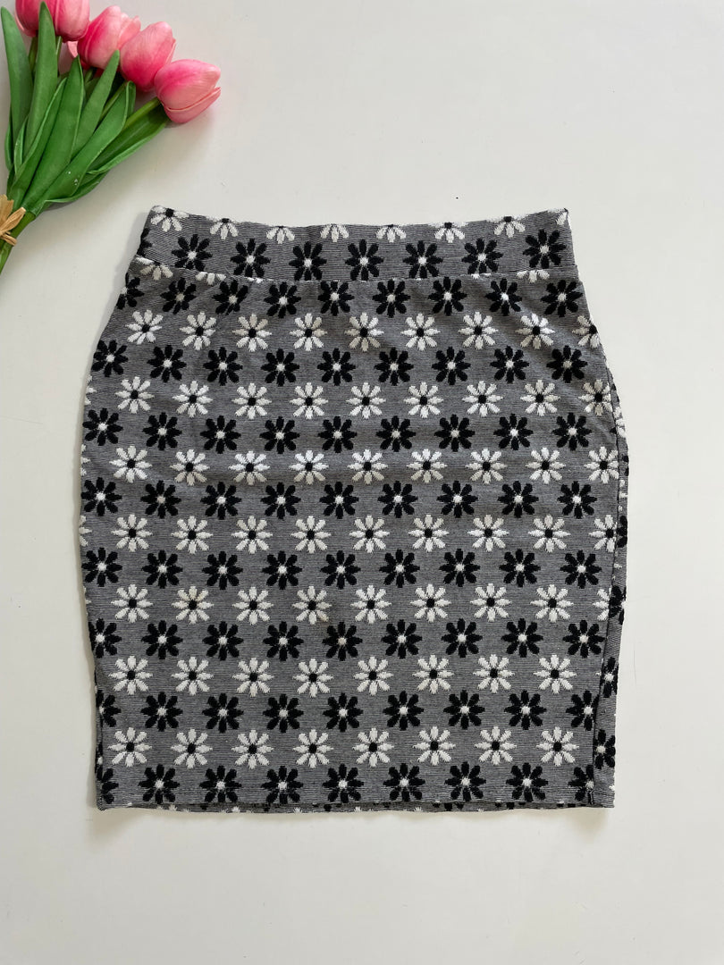 Floral Skirt-Waist 24 to 28