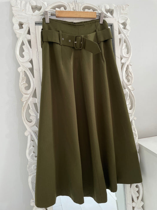 Tiagu’s Vintage Skirt-Waist 26