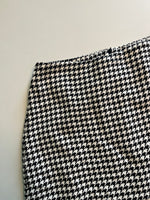 Load image into Gallery viewer, Amisu Skirt-Waist 28
