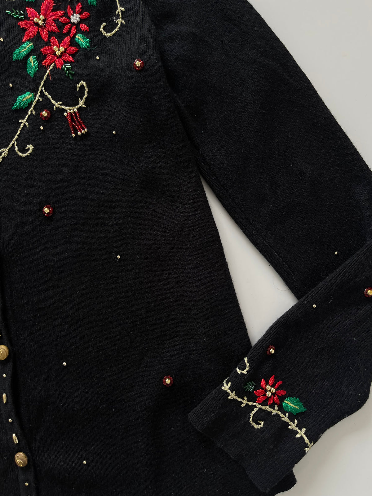 Kikit Hand Embroidered Sweater-Bust 38