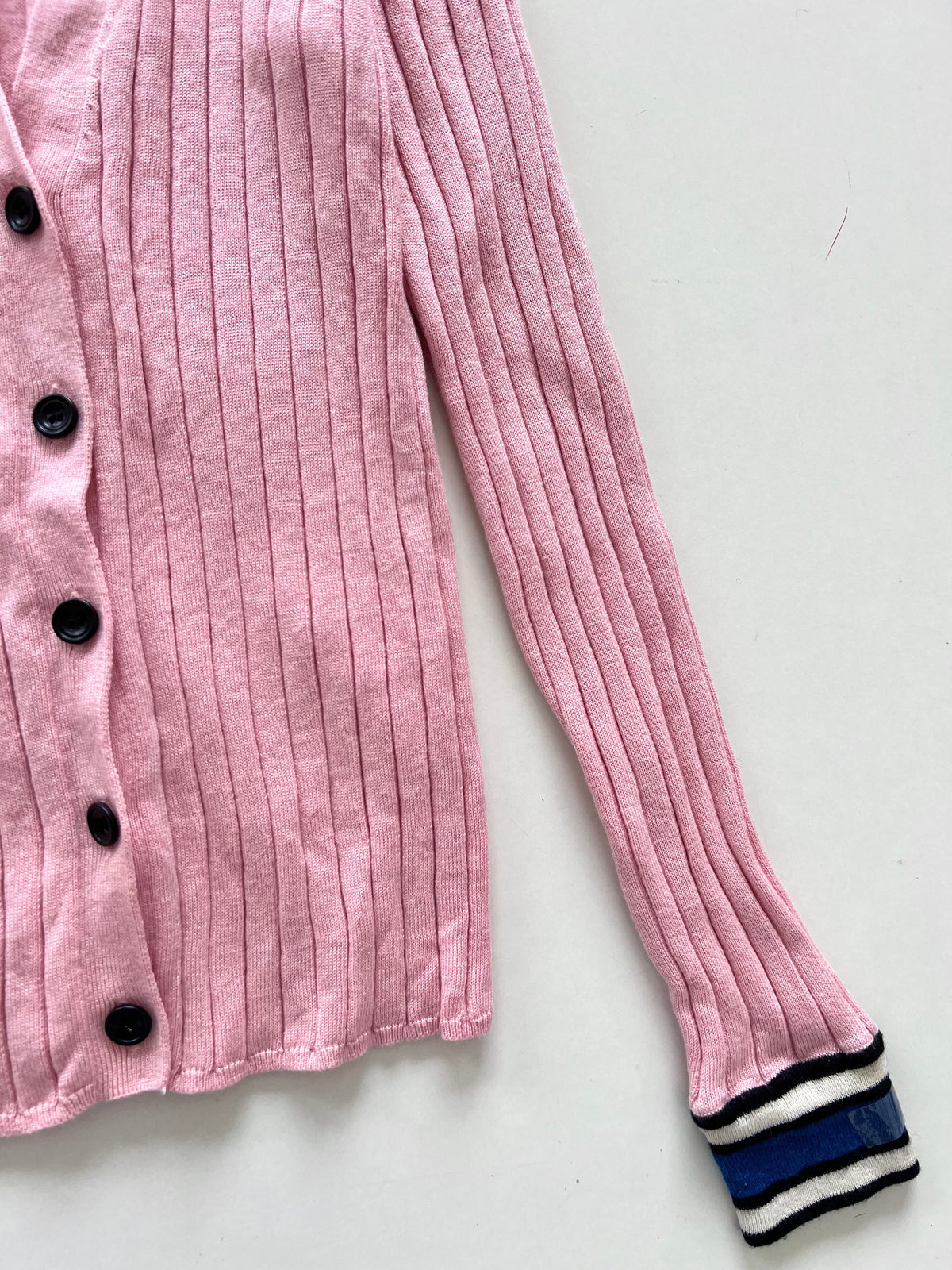 Calvin Klein Wool Vintage Cardigan-Bust 32 to 34