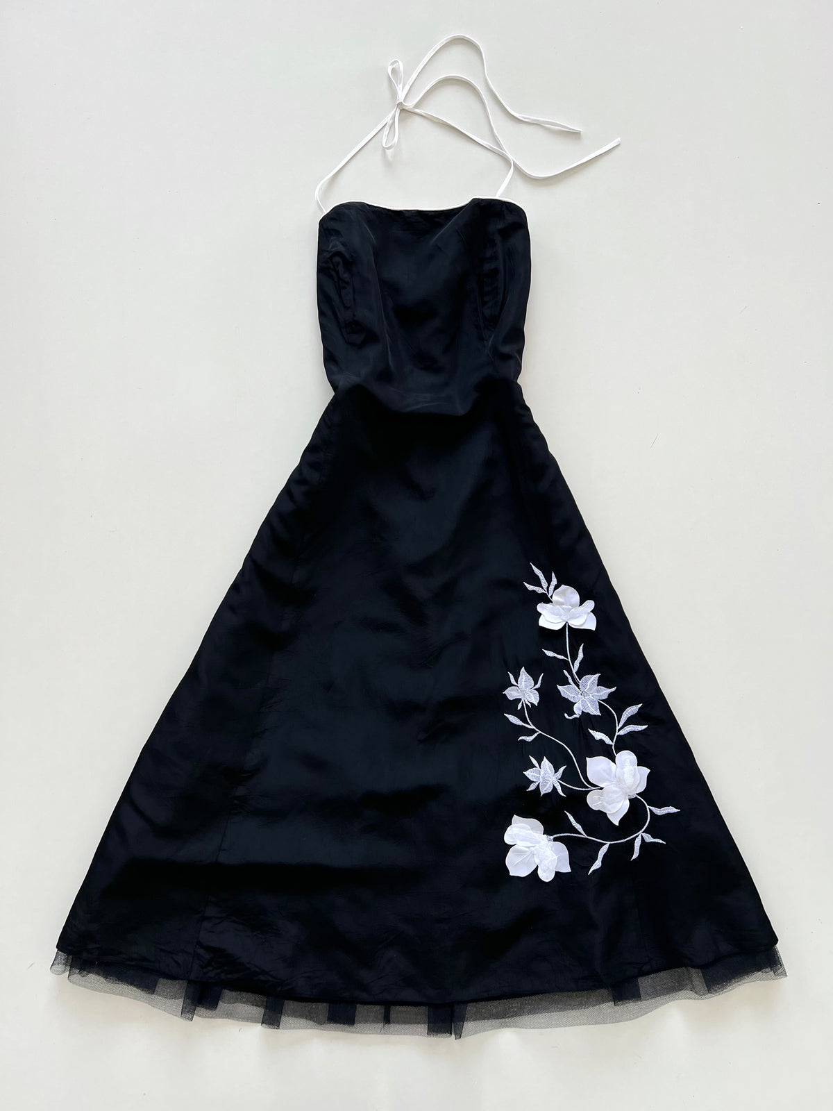 Sixth Sense Vintage Embroidered Halter Dress-Bust 34