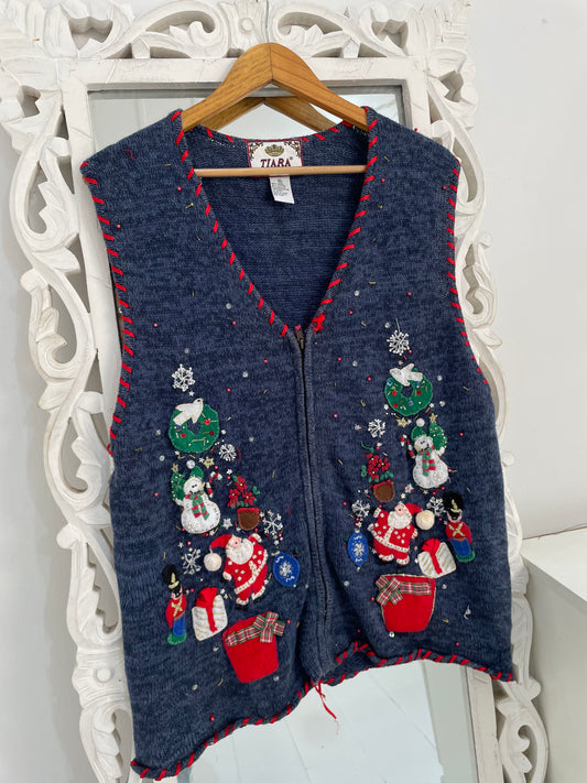 Tiara Christmas Sweater Vest-Bust 42