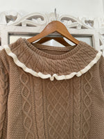 Load image into Gallery viewer, Chunky Sweater-Bust 38
