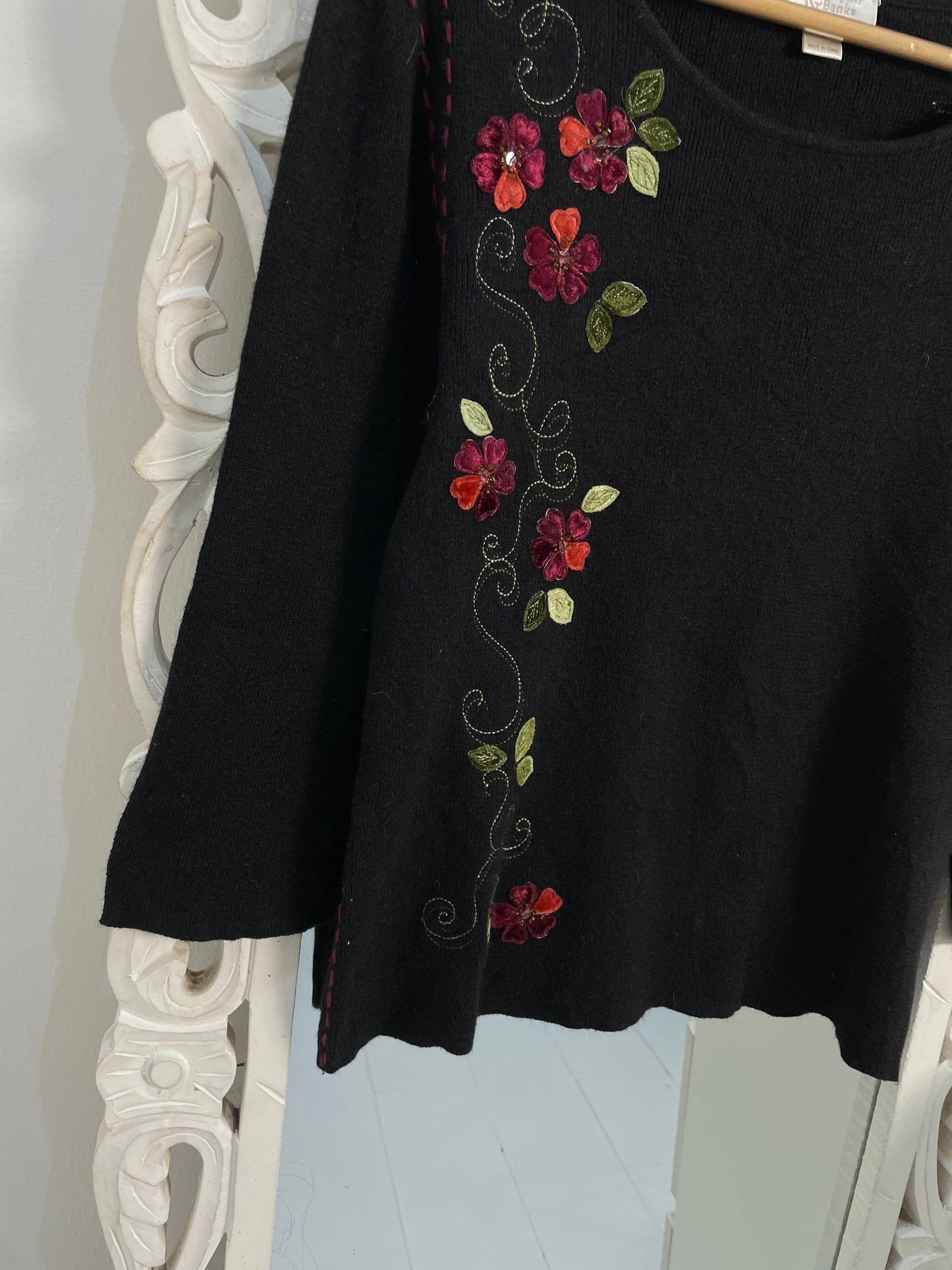 Christopher&Banks Embroidered Sweater-Bust 36