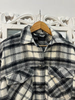 Load image into Gallery viewer, Zara Super Thick Shacket-Chest 48
