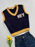 Load image into Gallery viewer, Sweater Vest-Bust 44
