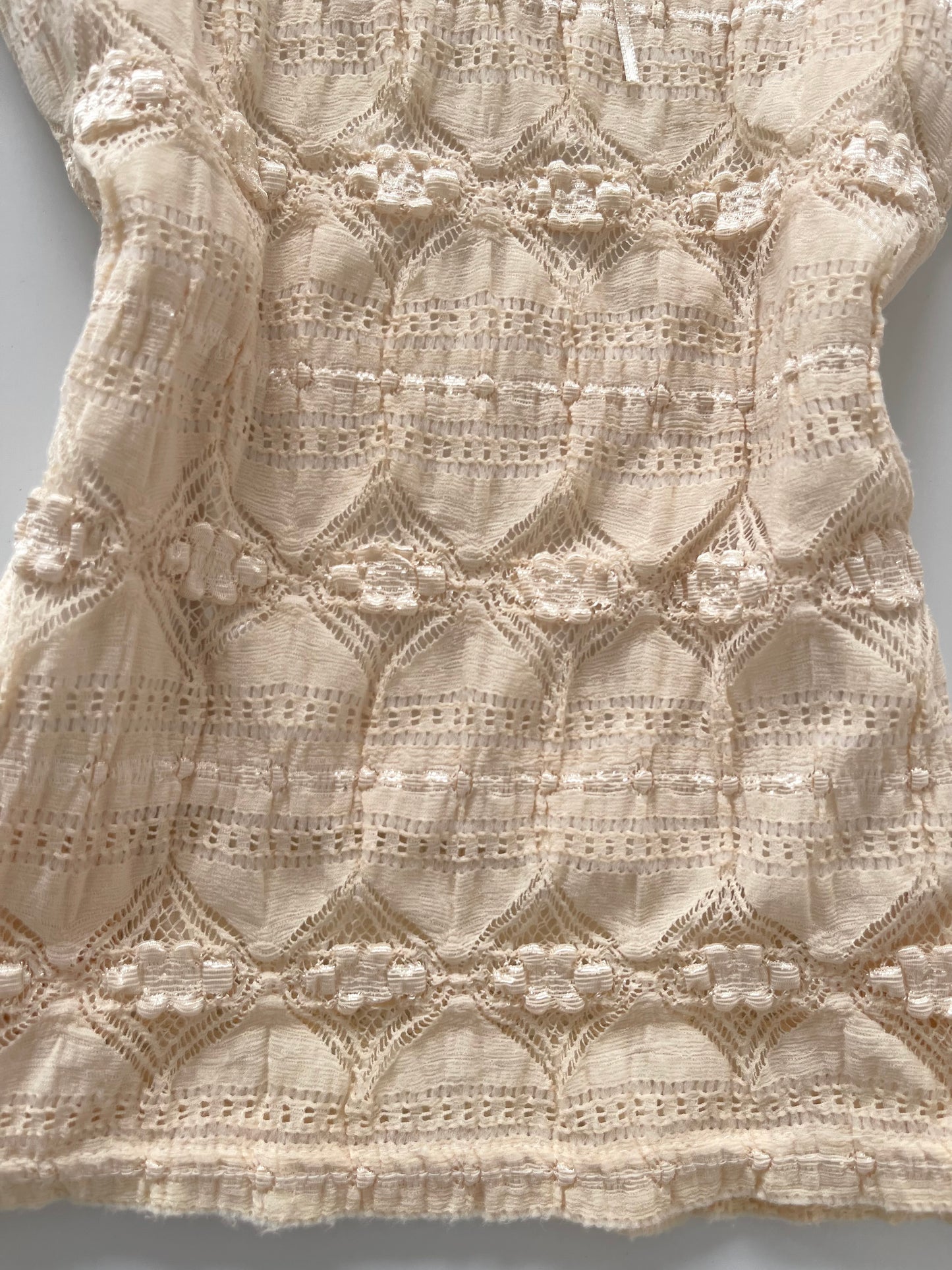 Creamy Lace Top-Bust 40 to 42