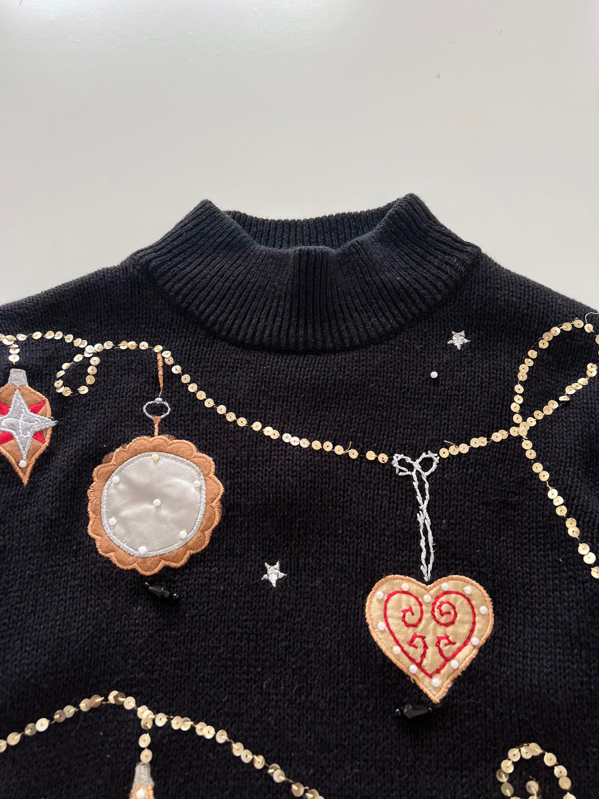 Basic Editions Embroidered Christmas Sweater-Bust 38