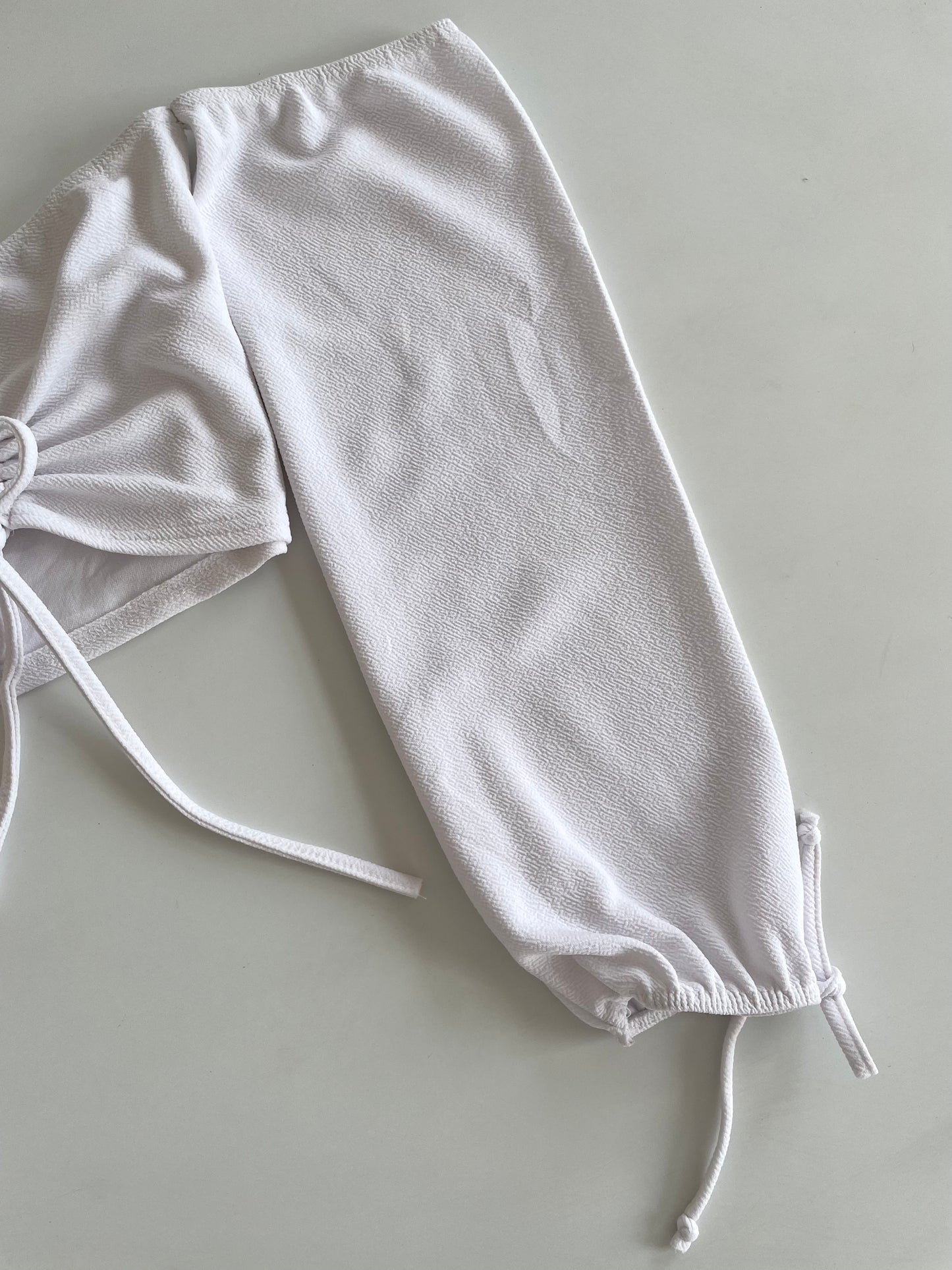 Pretty Little Thing Top-Bust 32