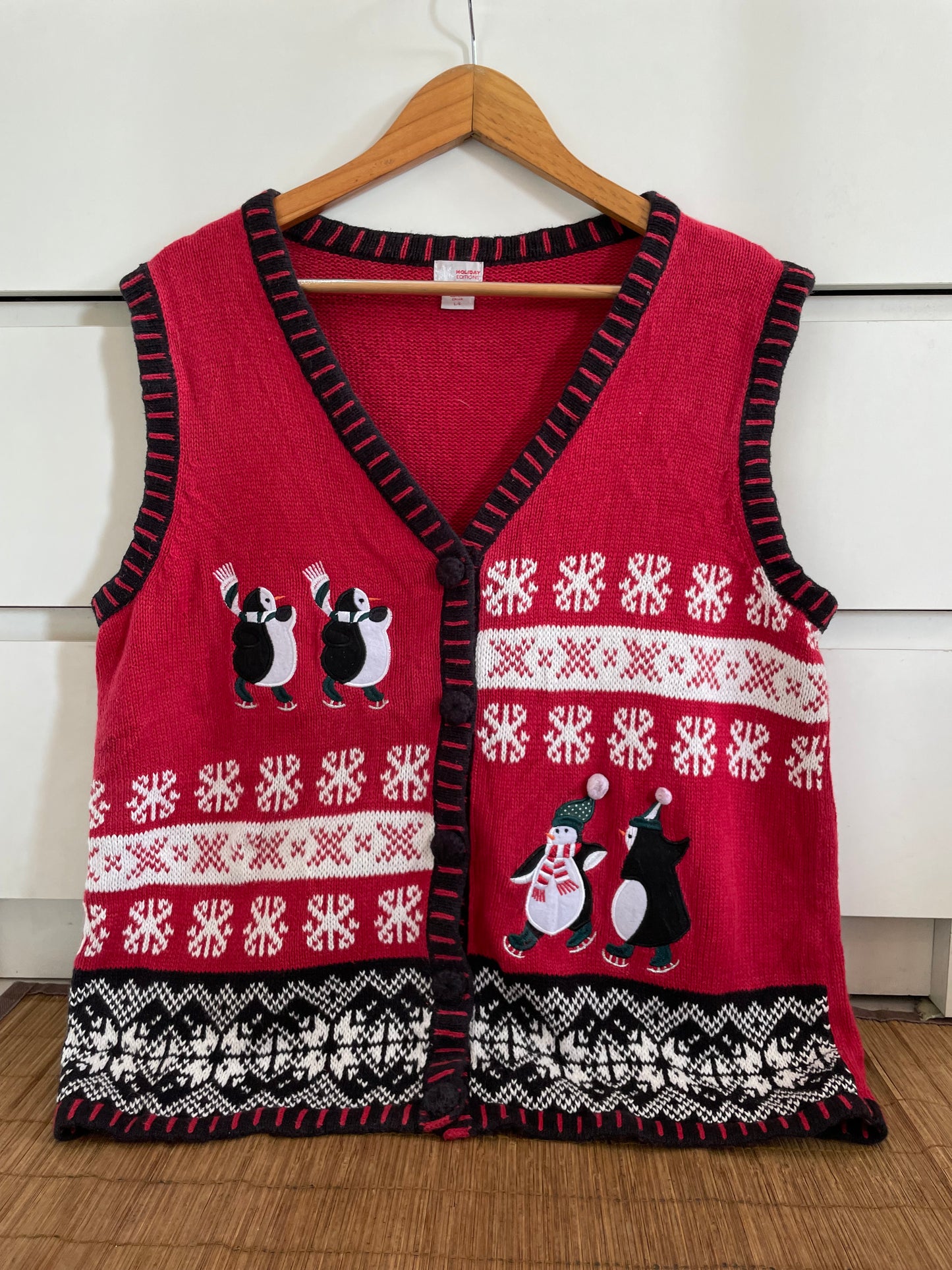 Embroidered Christmas Sweater-Bust 44