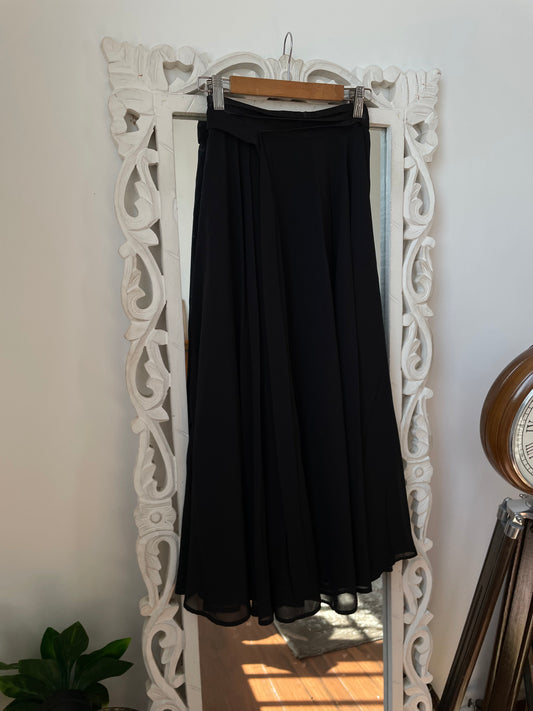 Solid Black Prairie Skirt-Waist 28