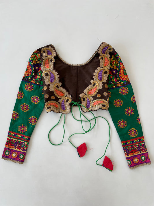 Desi Top-Bust 38