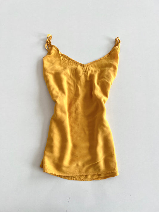 Mustard Top-Bust 44