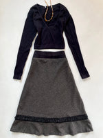 Load image into Gallery viewer, Vintage Skirt-Waist 30 to 34
