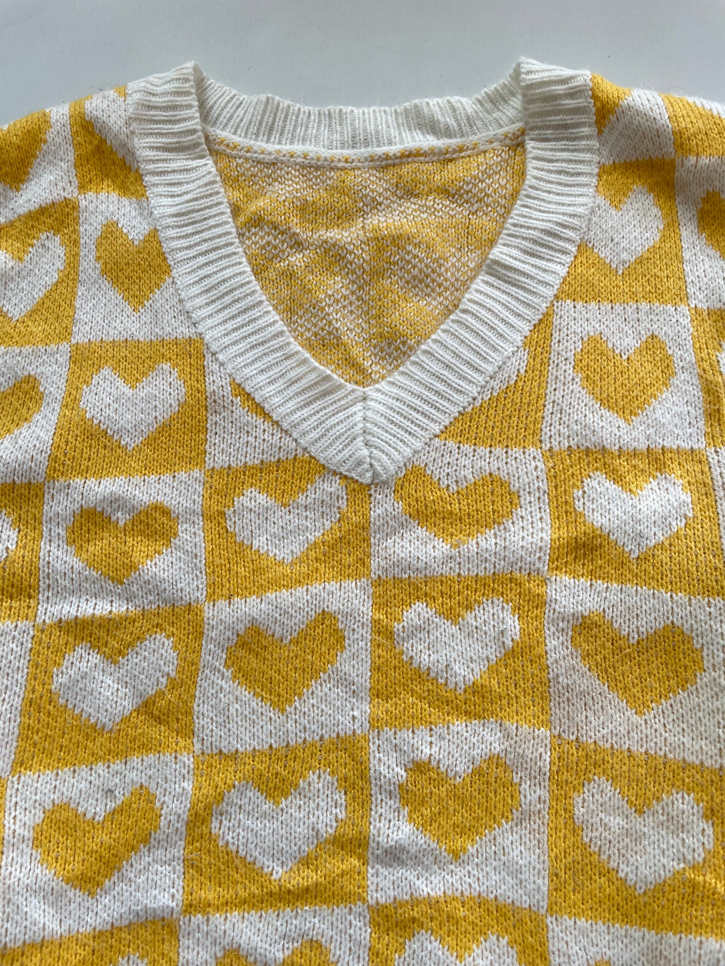 Chunky Sweater Vest-Bust 40