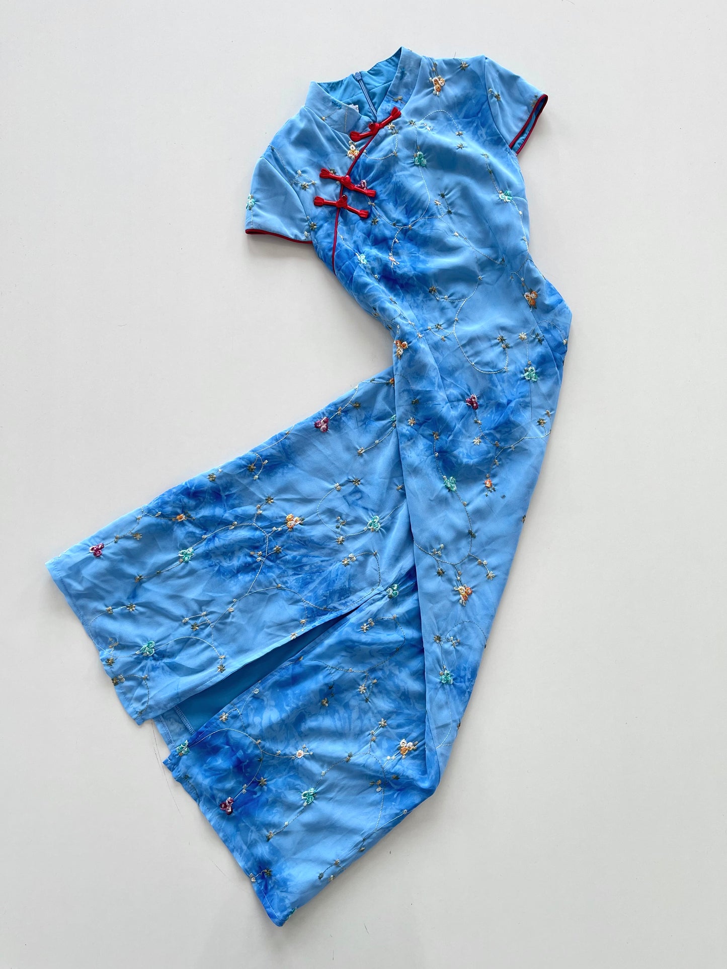 Embroidered Cheongsam-Bust 34