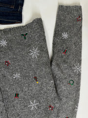 Studio Works Christmas Sweater-Bust 46