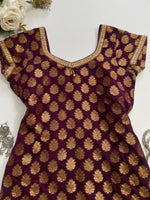 Load image into Gallery viewer, Kurti-Bust 38
