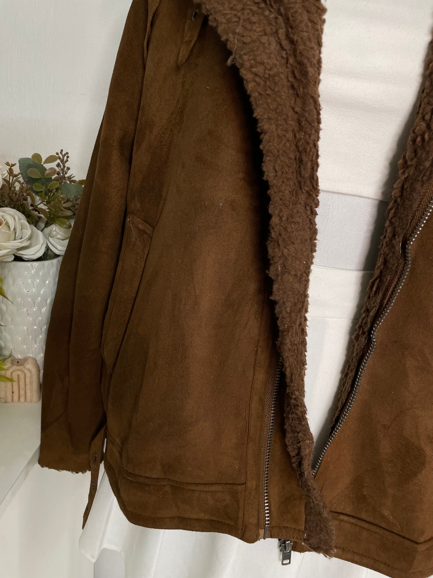 CHOCOLATE BROWN SUEDE JACKET - BUST 48